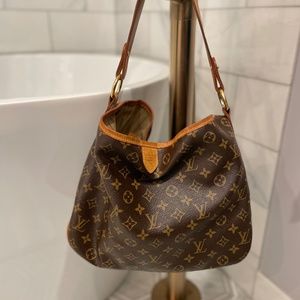 Louis Vuitton Delightful MM Hobo Bag